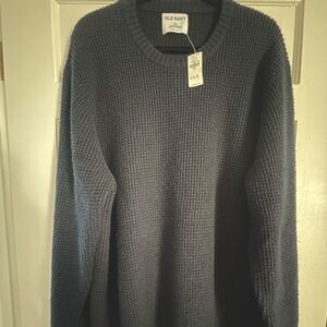 NWT. Mens old navy sweater